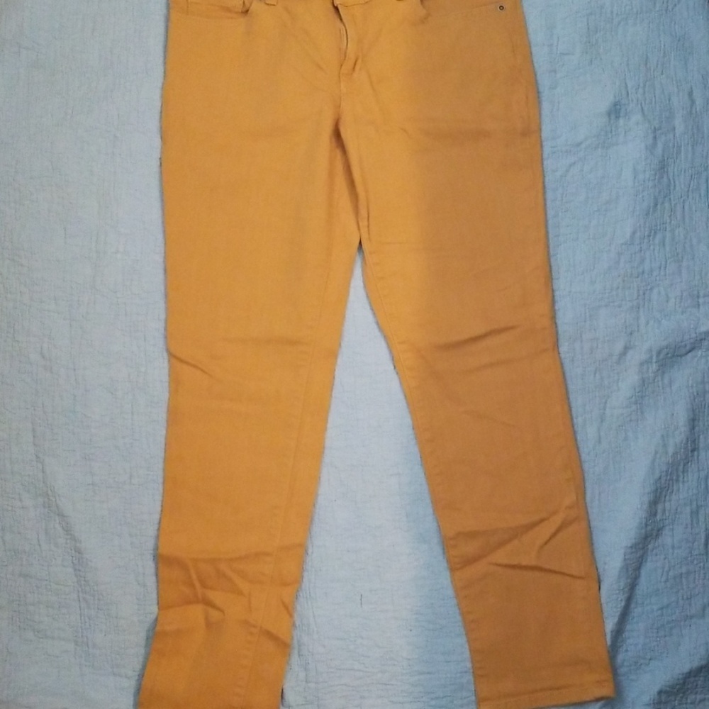 Jeans - Picture 3 of 5